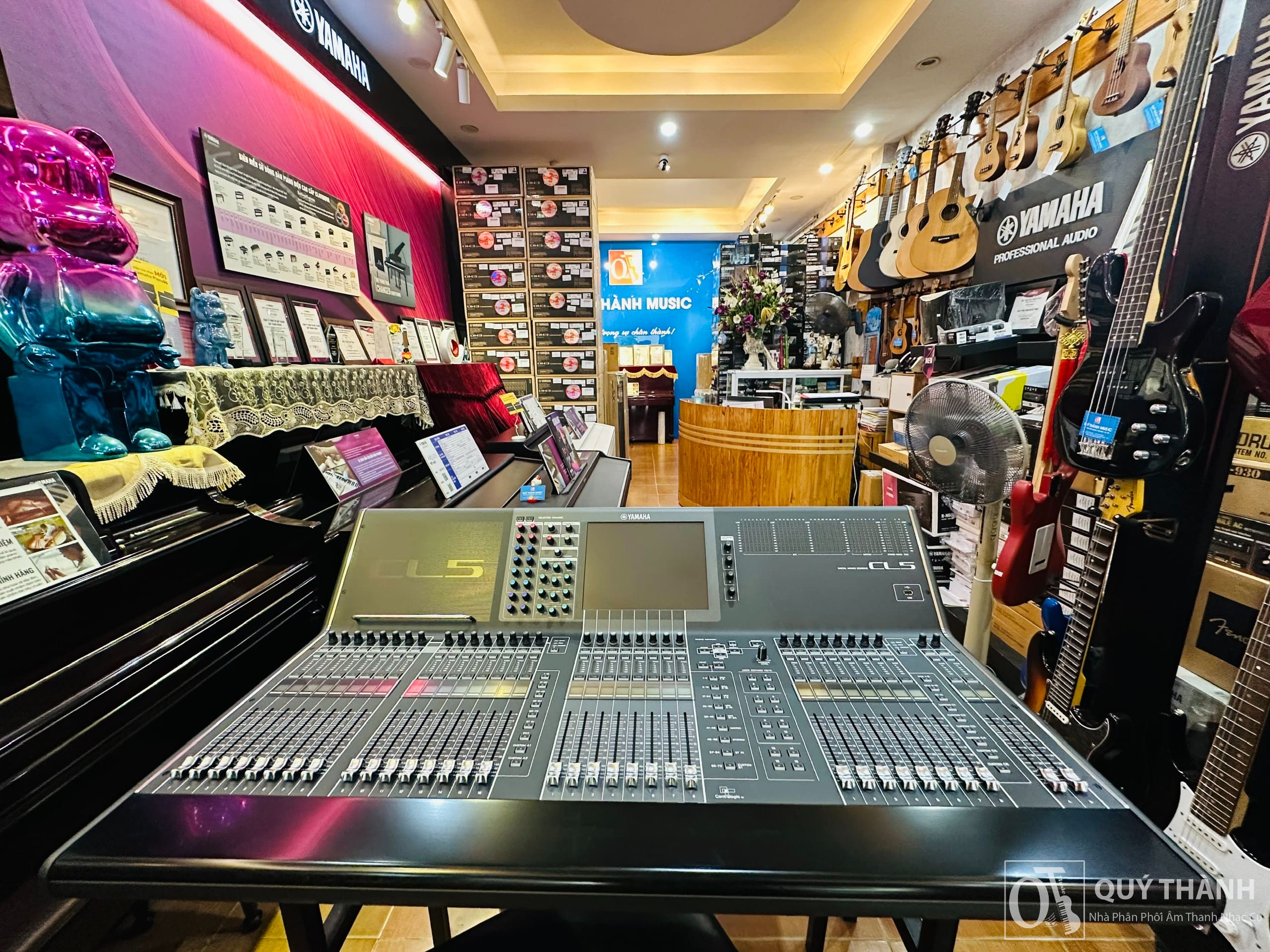 Yamaha CL5 – Đỉnh cao mixer kỹ thuật số chinh phục Concert Quốc gia 2/9 tại SVĐ Mỹ Đình Yamaha CL5 – Đỉnh cao mixer kỹ thuật số chinh phục Concert Quốc gia 2/9 tại SVĐ Mỹ Đình