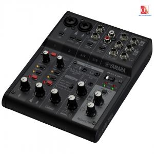 Mixer Livestream Yamaha AG06MK2