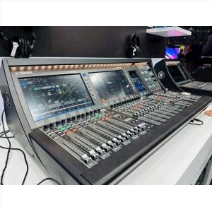 Digital Mixer Yamaha DM7 Digital Mixer Yamaha DM7