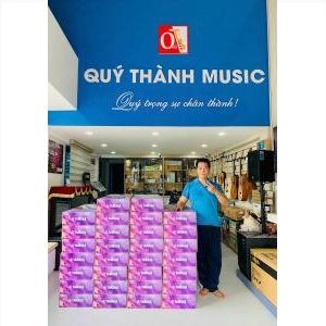 Hình ảnh thực tế hàng về tại Quý Thành Music